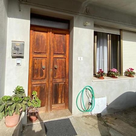 Domuspes Apartment Sedilo Exterior foto